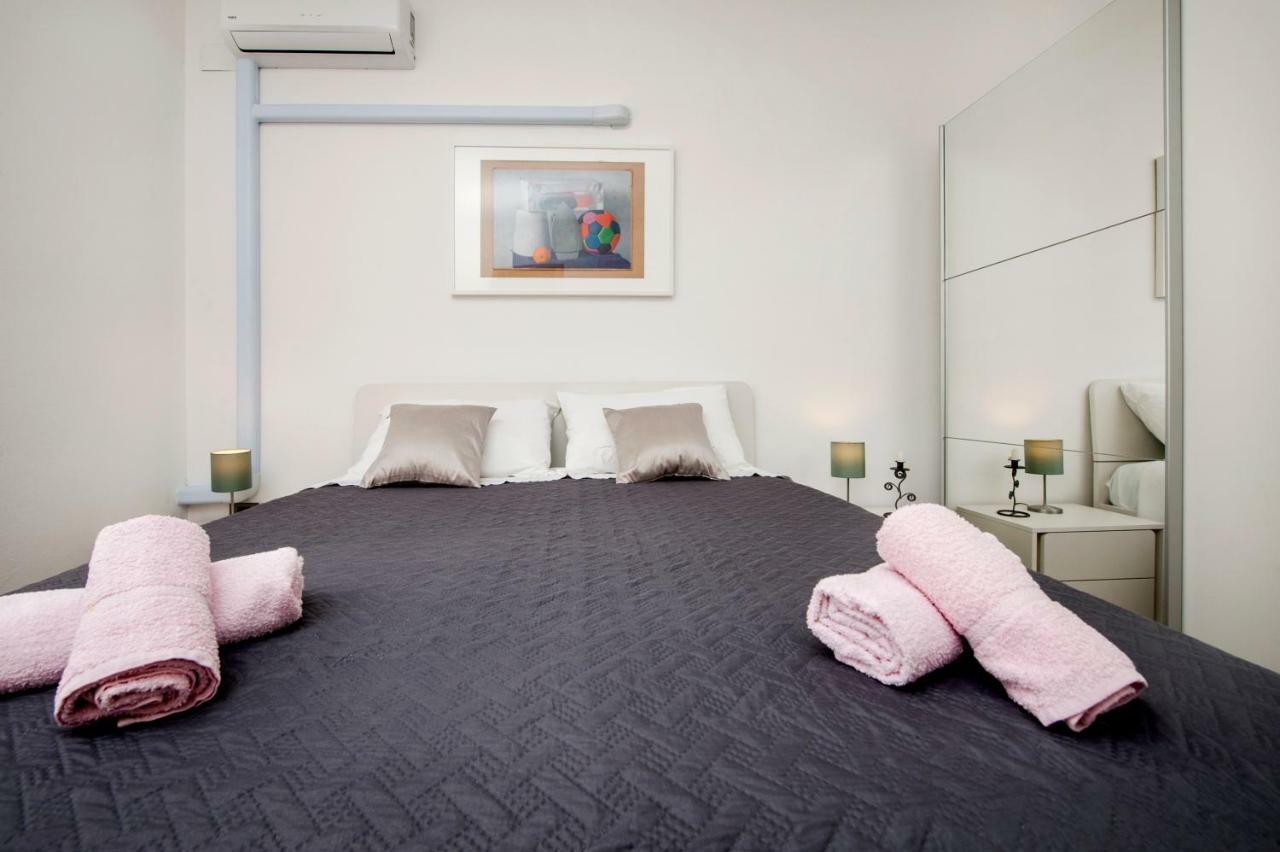 Rooms Mariana Ровин Екстериор снимка